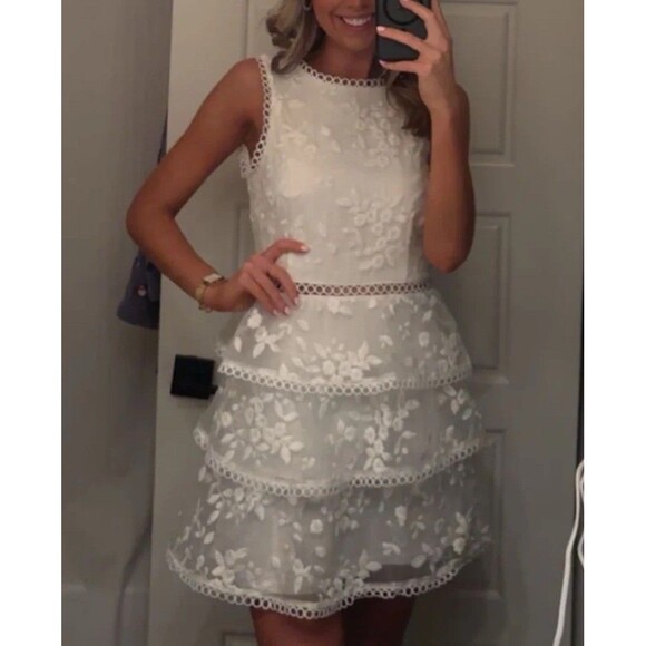 Lulus Look So Sweet White Embroidered Lace Mini Dress Size Small Bridal Tiered - Picture 1 of 10